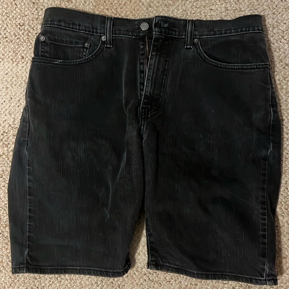 Levi’s Men’s Black Jean shorts